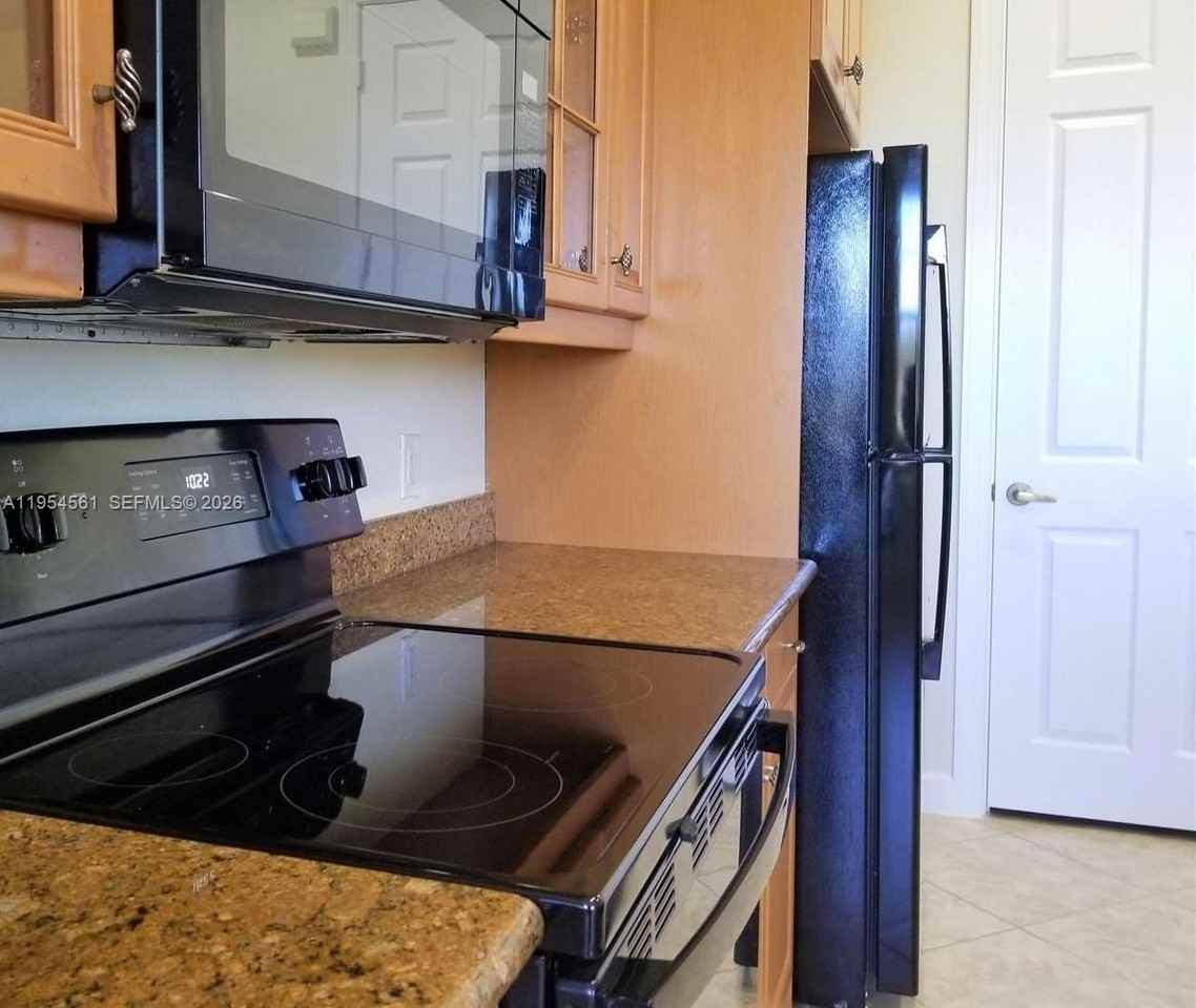 8255 Nw 128th Ln #19C - Photo 3 of 8