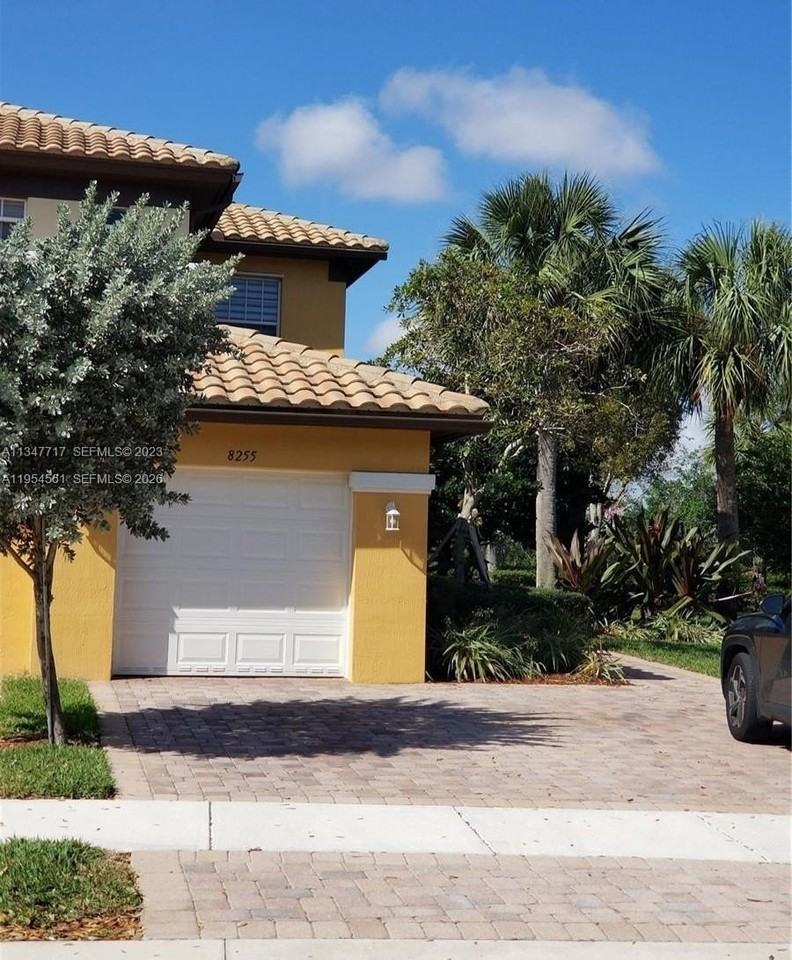 8255 Nw 128th Ln #19C - Photo 7 of 8