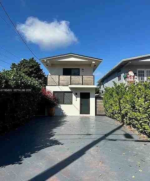 394 Tamiami Canal Rd #394