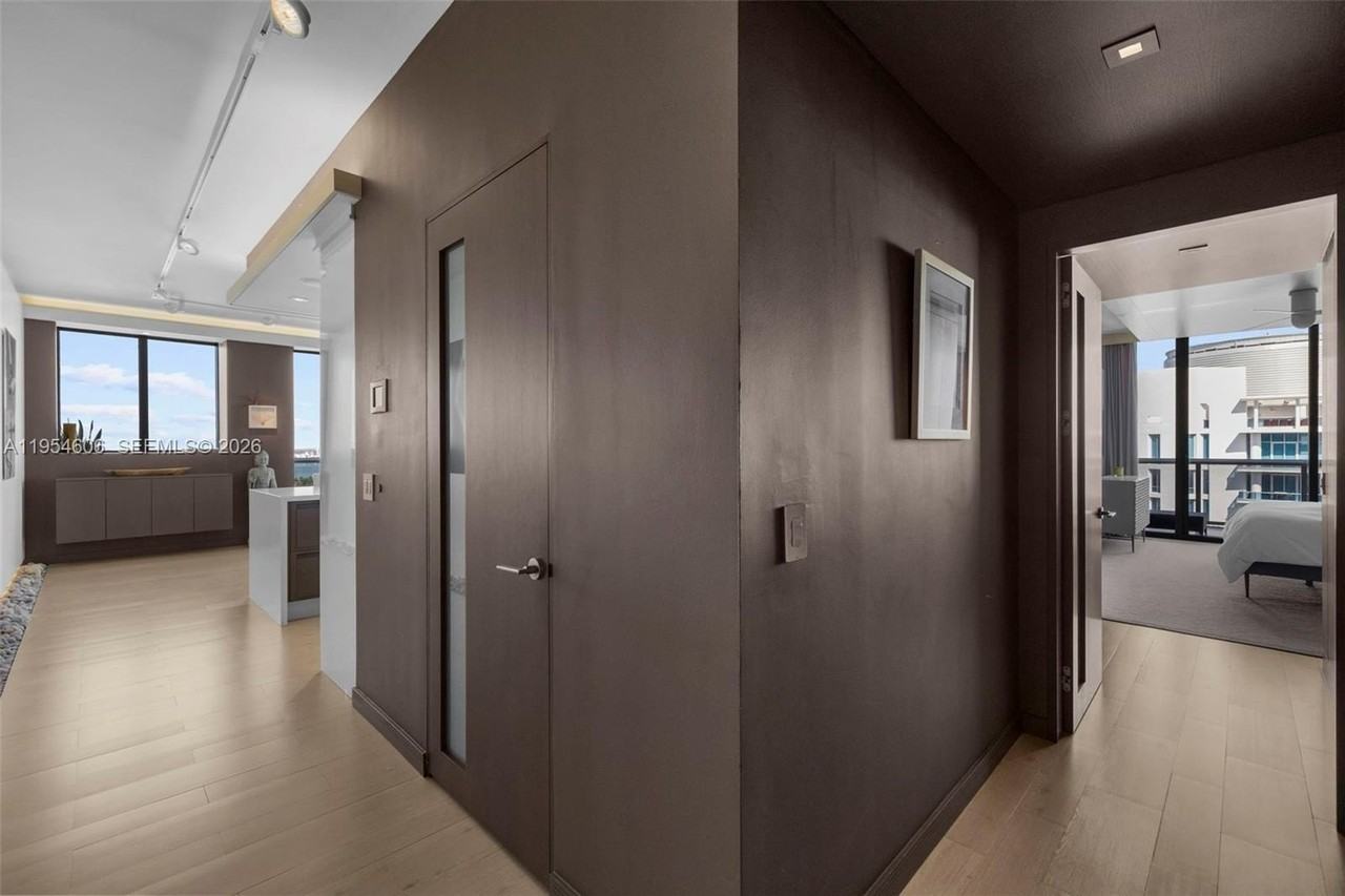 5875 Collins Ave #PH7 - Photo 3 of 49