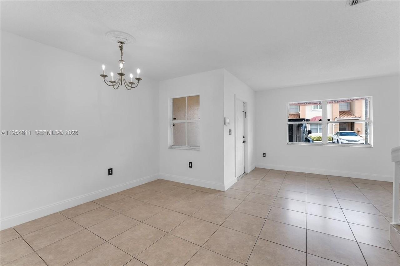 6350 Sw 139th Ave #6350 - Photo 4 of 37