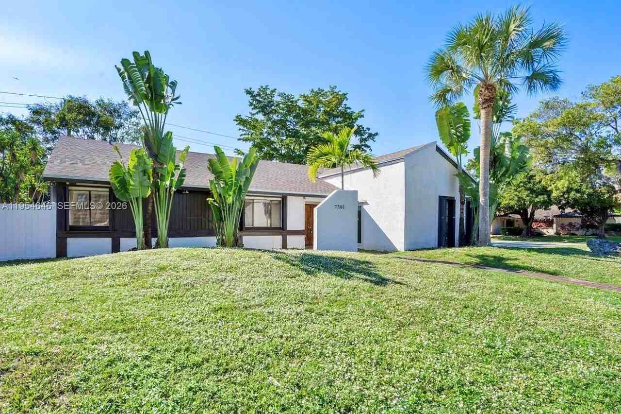 7380R Nw 44th Ct #RNT - Photo 2 of 27