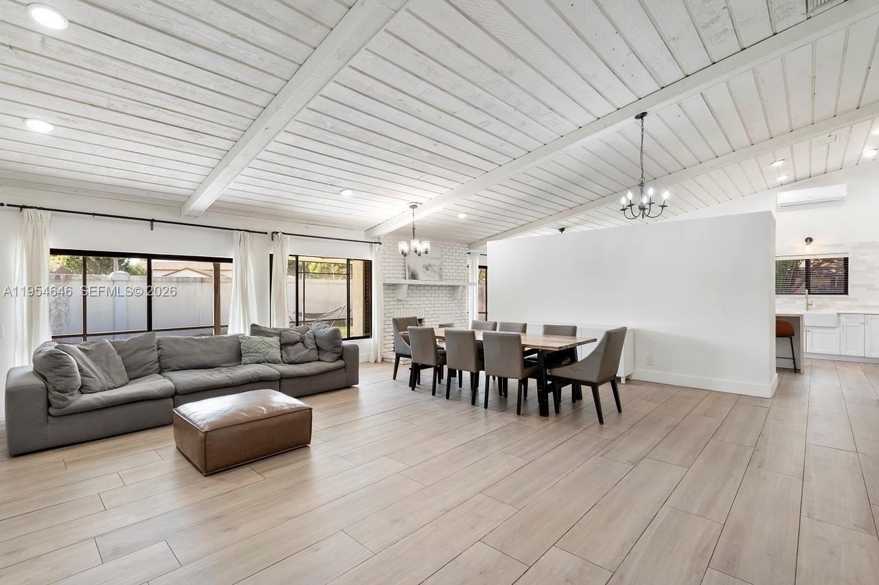 7380R Nw 44th Ct #RNT - Photo 5 of 27