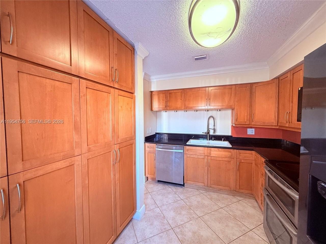 14832 Sw 91st Ter #14832 - Photo 6 of 39