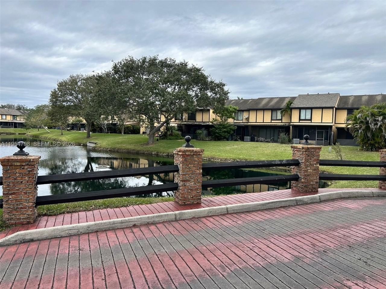 9225 Nw 49th Pl #9225 - Photo 5 of 12