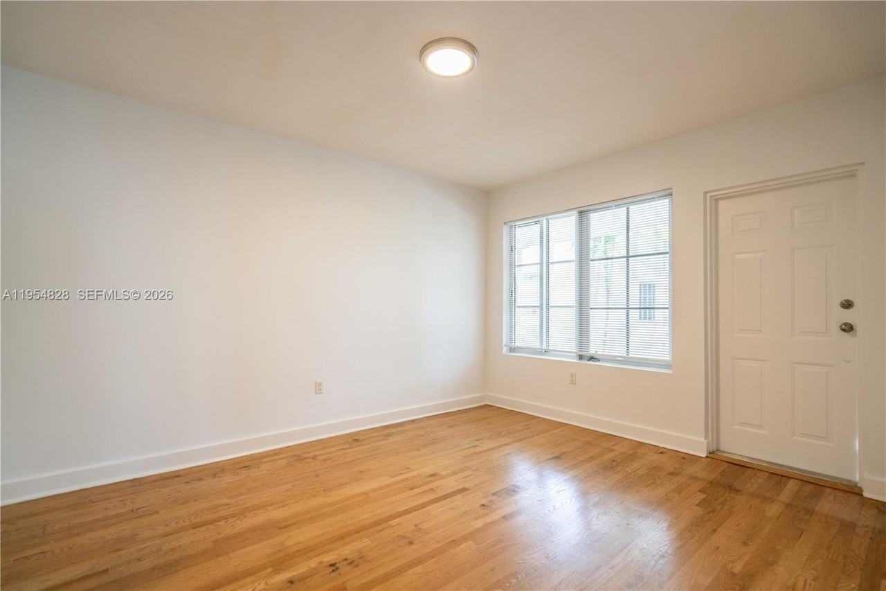 2425 Flamingo Pl #12 - Photo 7 of 20