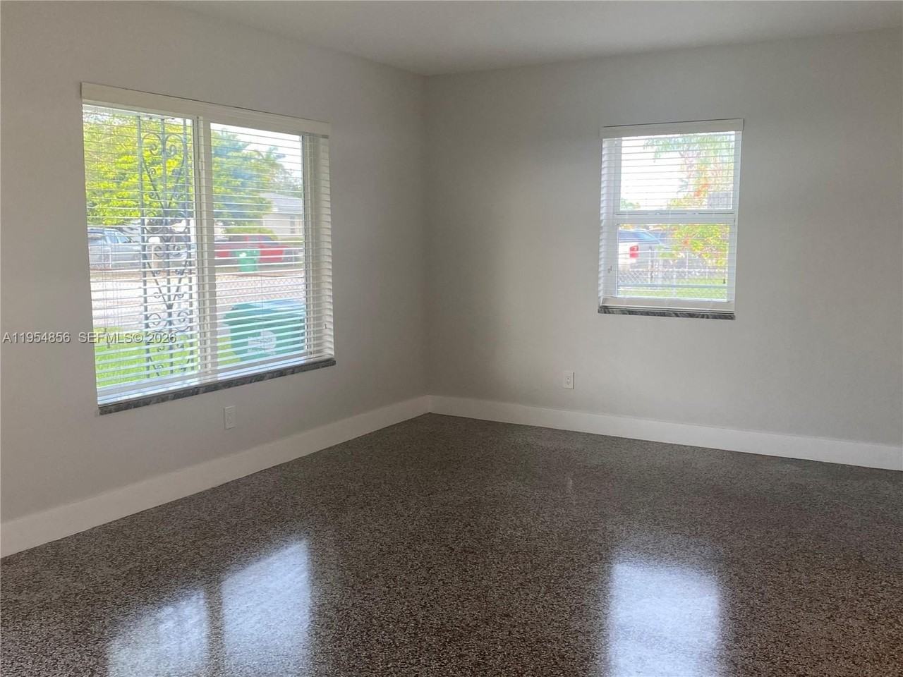 9435 Sw 39th St #9435 - Photo 2 of 8