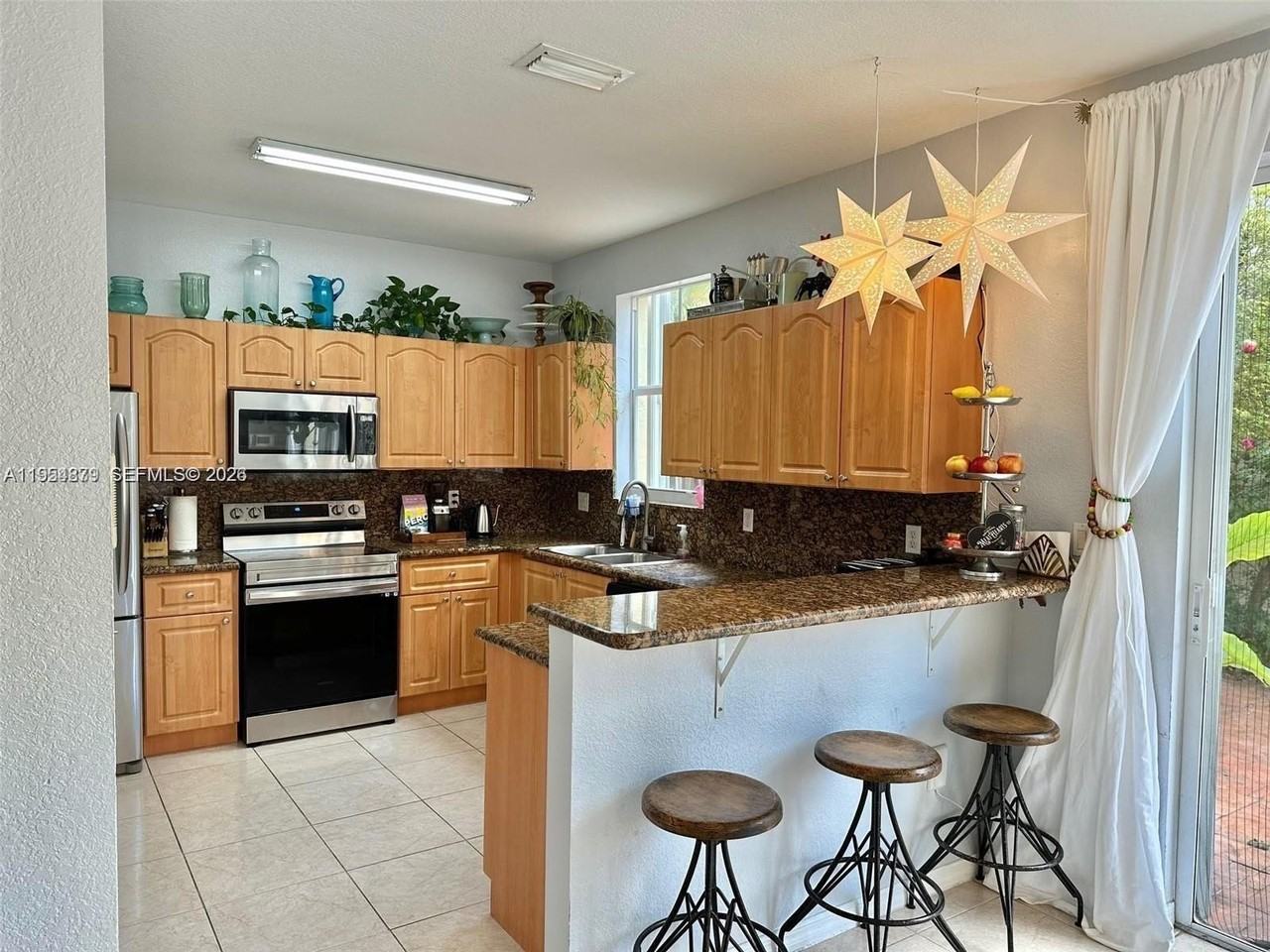 11301 Nw 44th Ter #0 - Photo 3 of 13