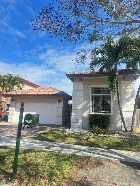 22903 Sw 113th Path #22903 - Photo 2 of 21