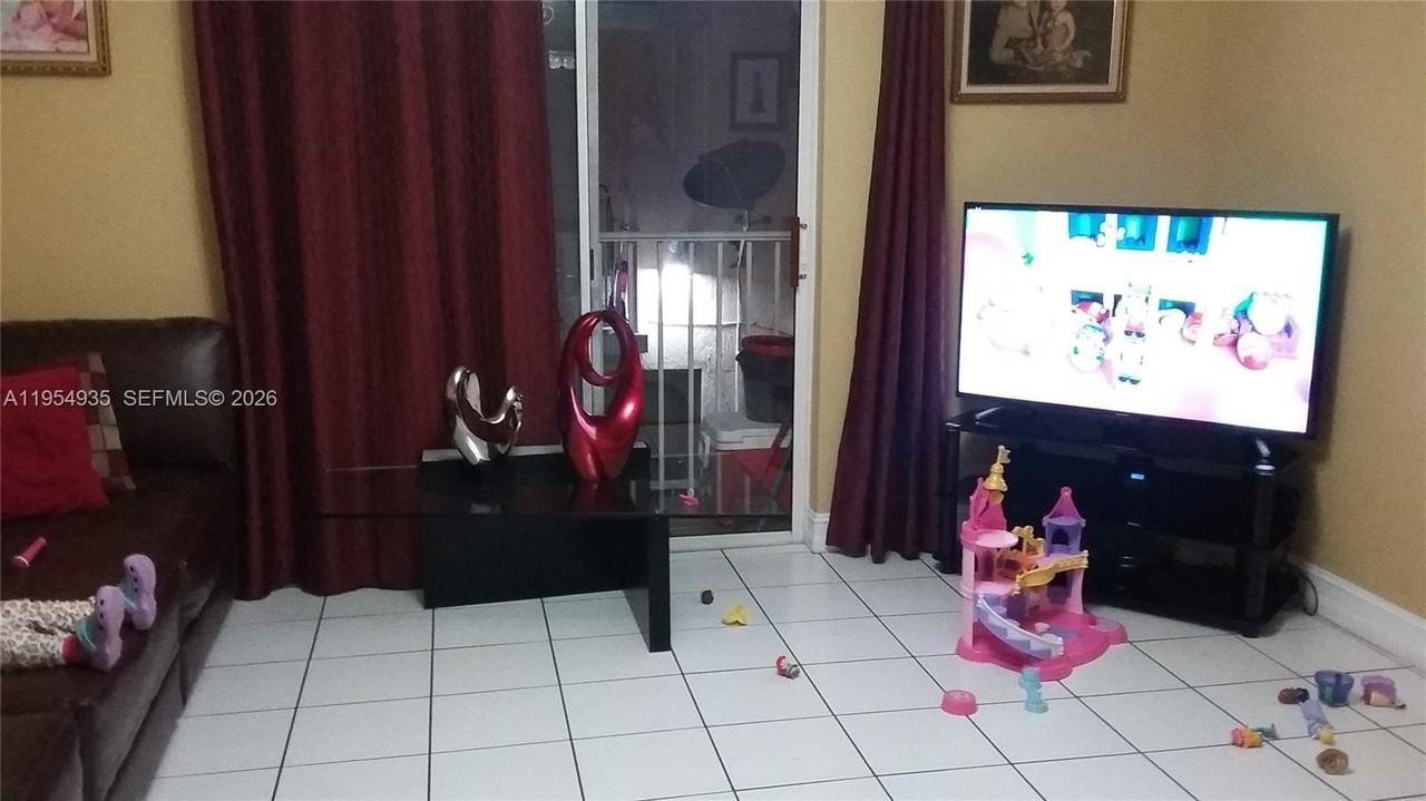 3021 W 76th St #C212 - Photo 2 of 23