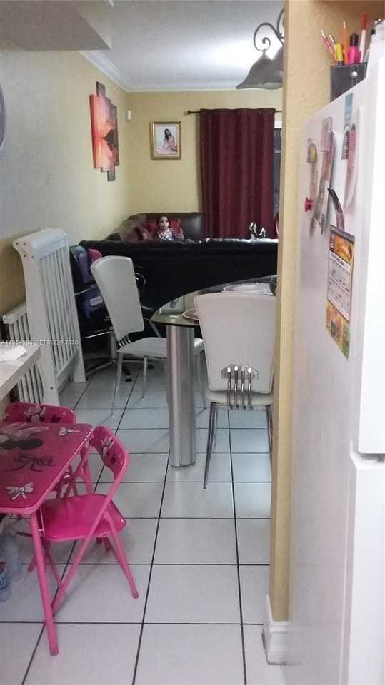 3021 W 76th St #C212 - Photo 4 of 23