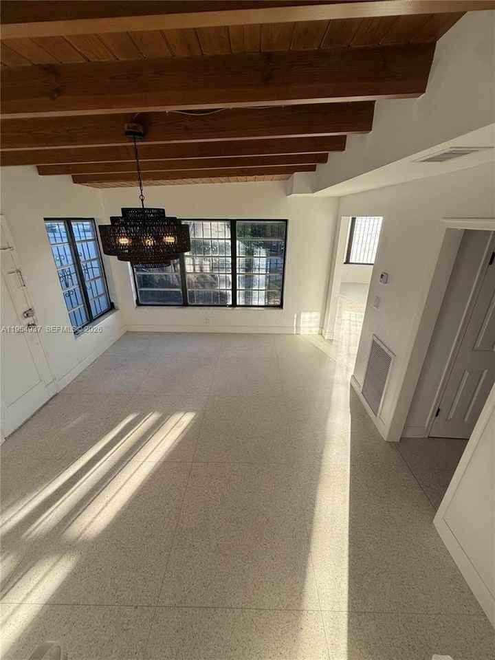 525 Beacom Blvd #A - Photo 7 of 20