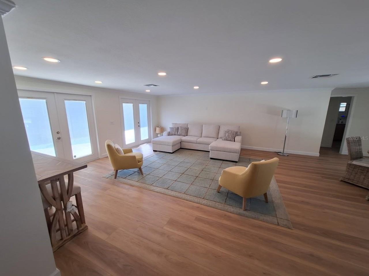 1203 Lyric Ln - Photo 4 of 39