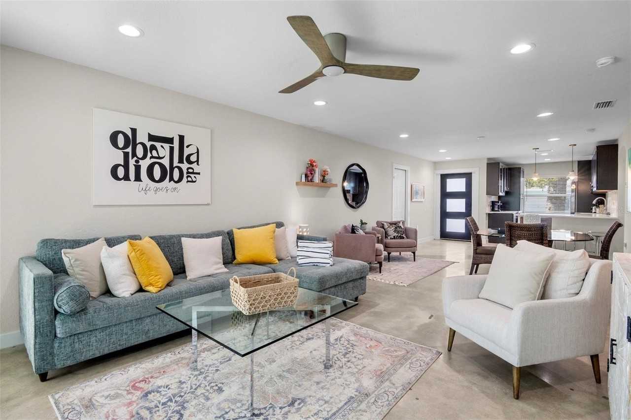 442 62nd St - Photo 3 of 29