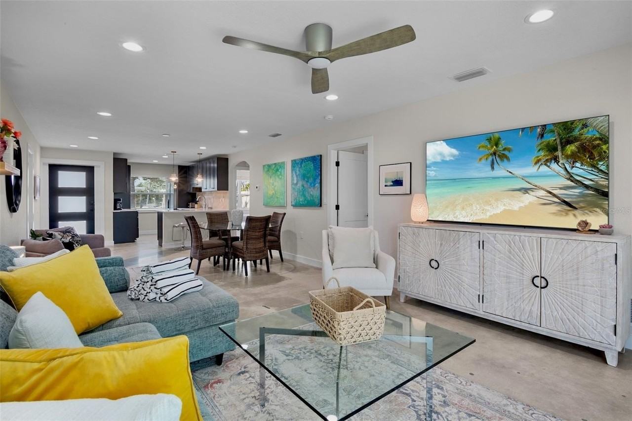 442 62nd St - Photo 7 of 29