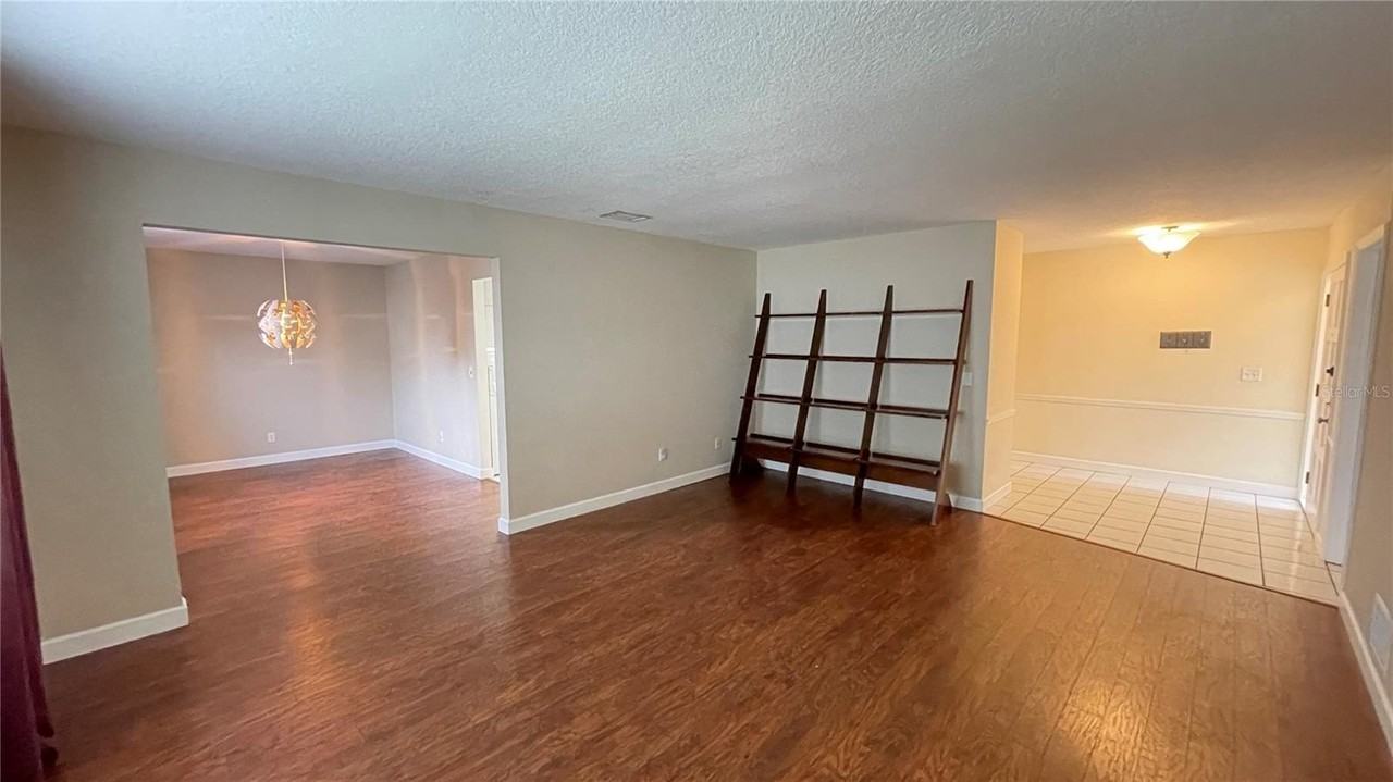 6004 12th Ave W - Photo 4 of 33