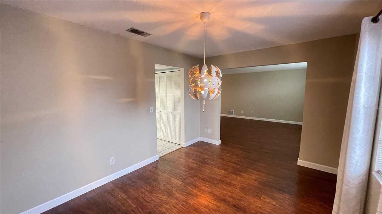 6004 12th Ave W - Photo 5 of 33