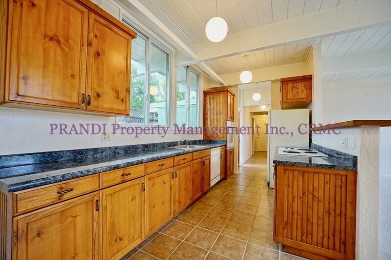 870 Penny Royal Ln - Photo 4 of 24