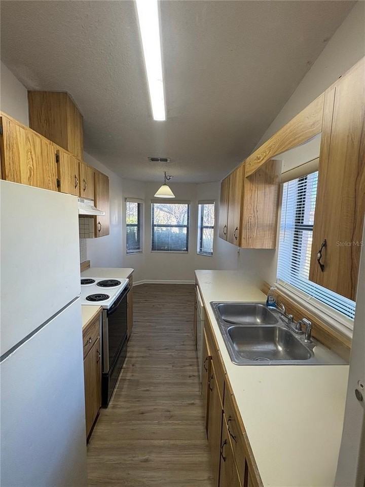 15 Prosperity Ln #A - Photo 2 of 9