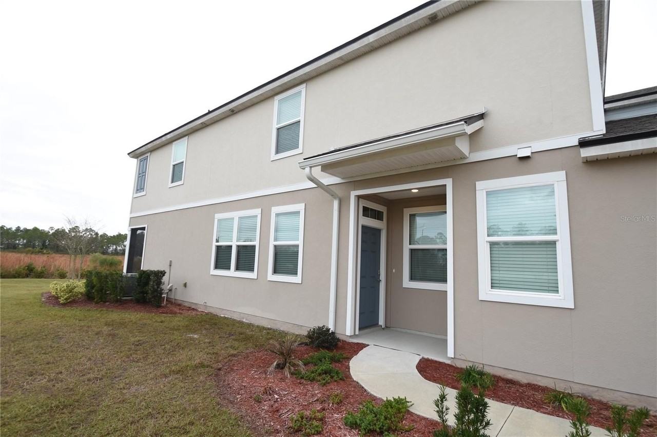 207 Redbud Rd - Photo 2 of 38