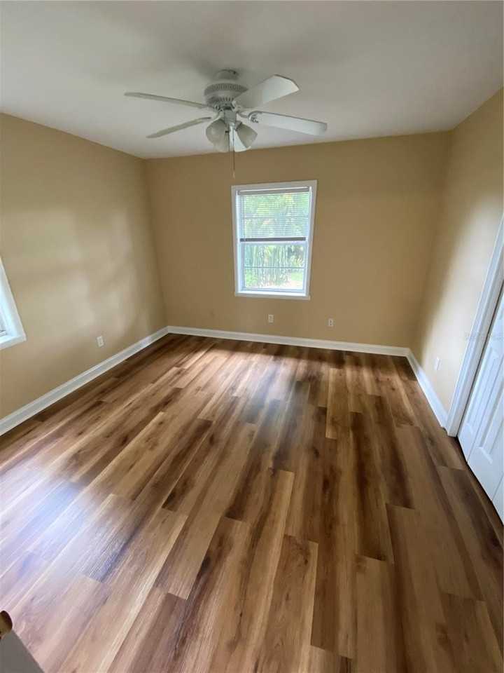 1059 Seminole St - Photo 5 of 9