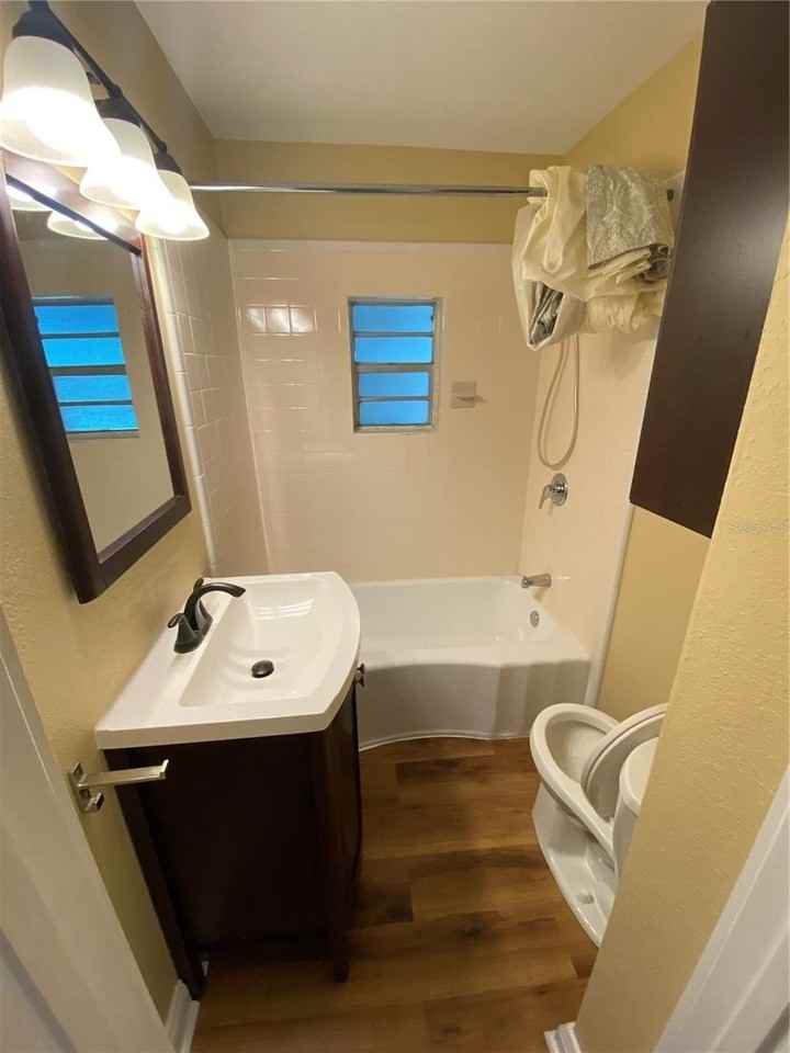 1059 Seminole St - Photo 6 of 9