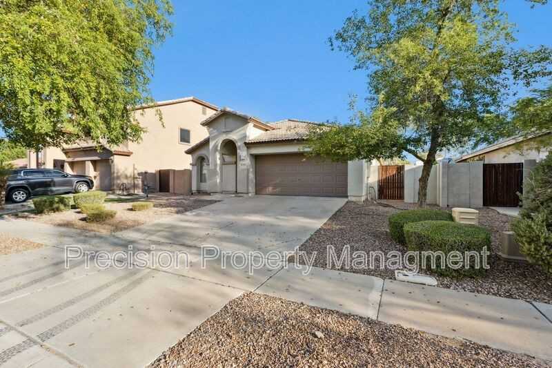 3642 E Timberline Rd - Photo 3 of 31