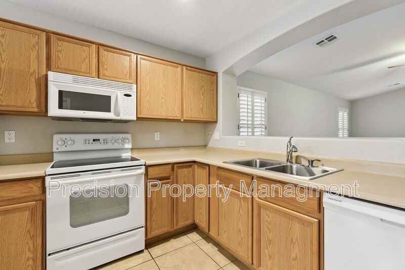 3642 E Timberline Rd - Photo 5 of 31