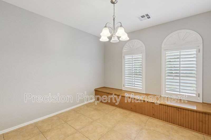 3642 E Timberline Rd - Photo 6 of 31