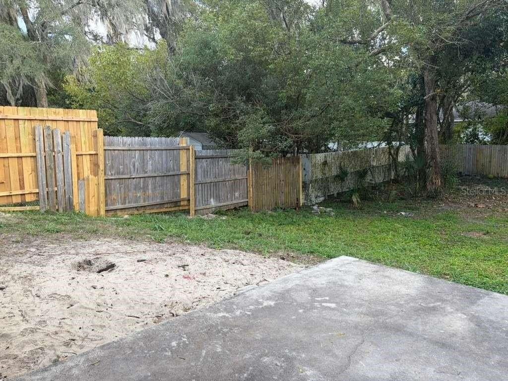 548 E Walts Ave - Photo 4 of 26