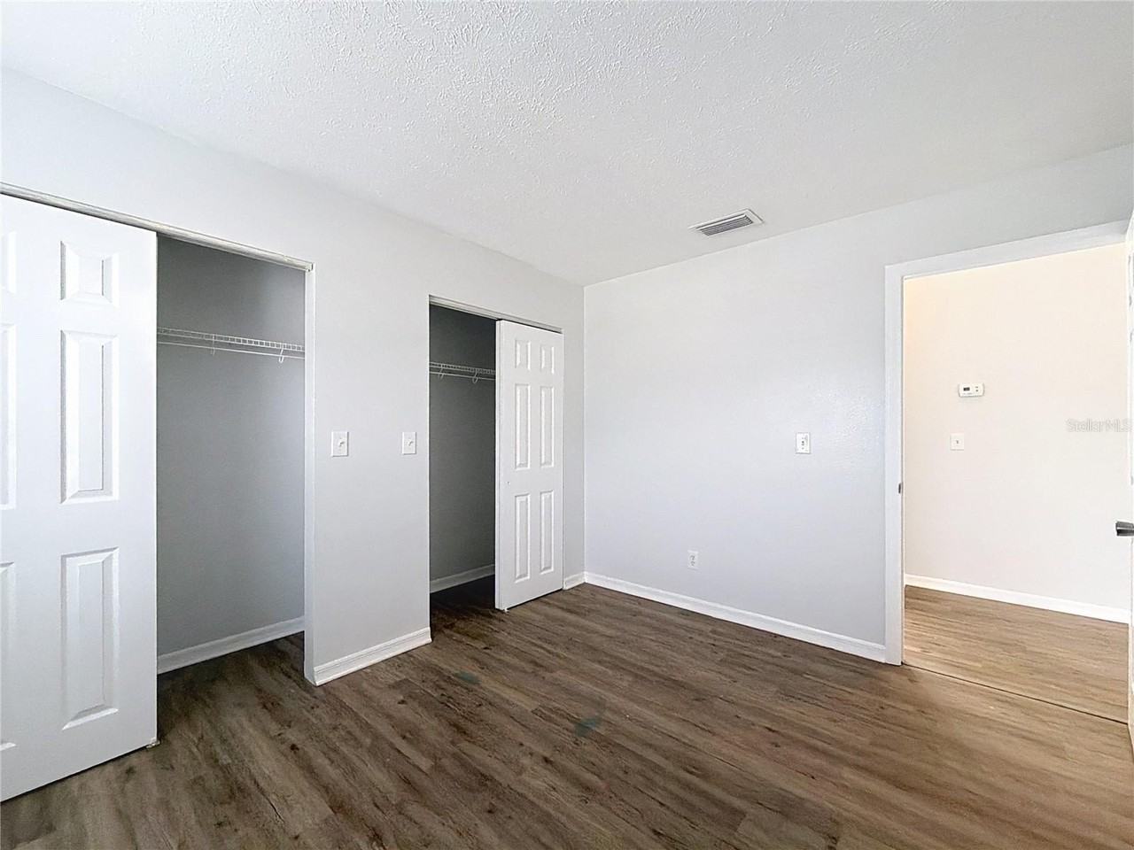 1511 Sw Shorewood Dr - Photo 7 of 50