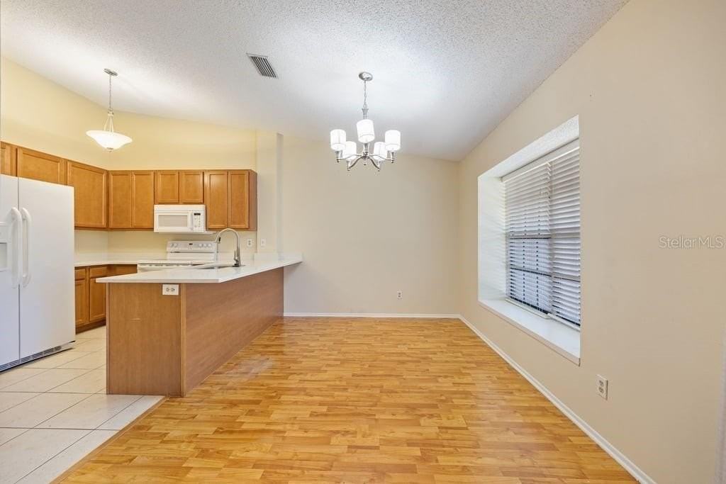 4071 Shoreside Cir - Photo 7 of 24