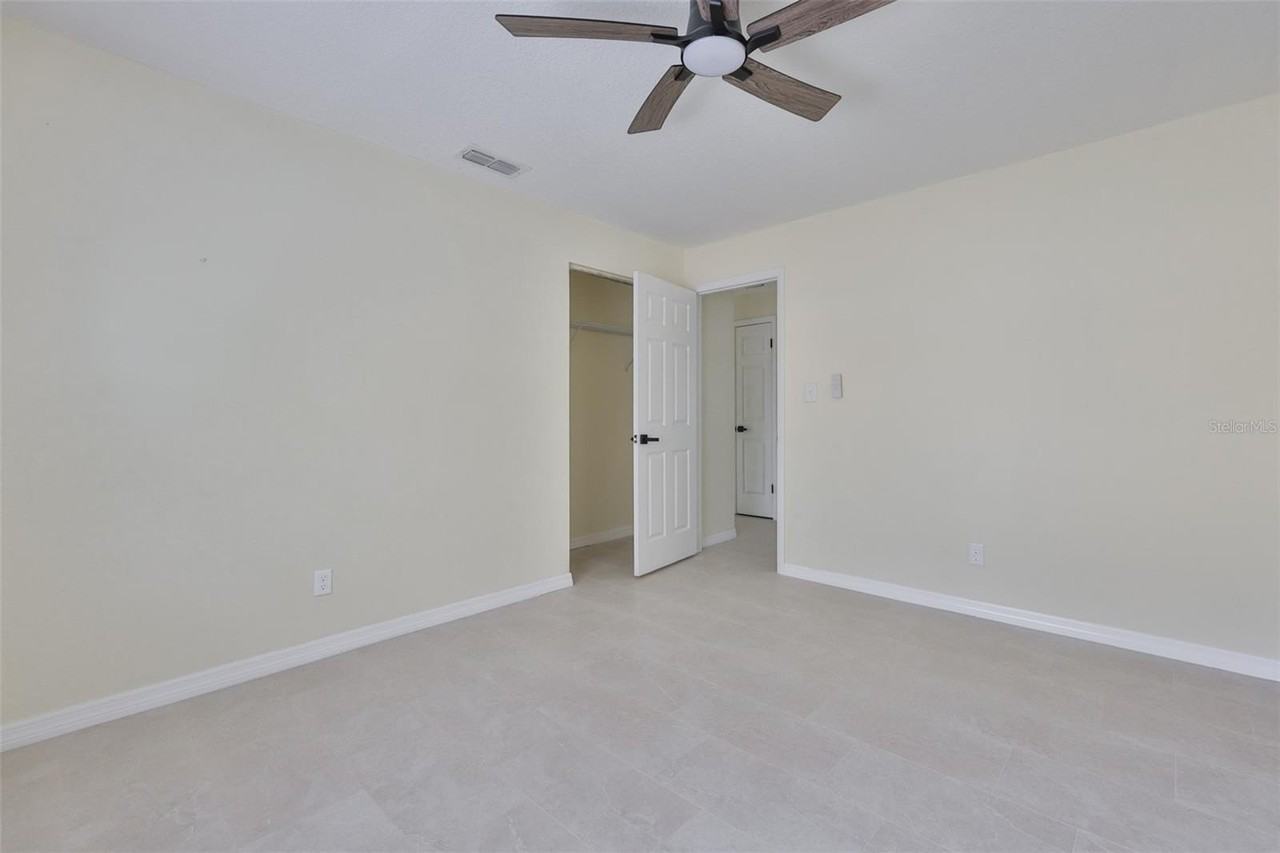 4621 16th Ave S - Photo 4 of 16