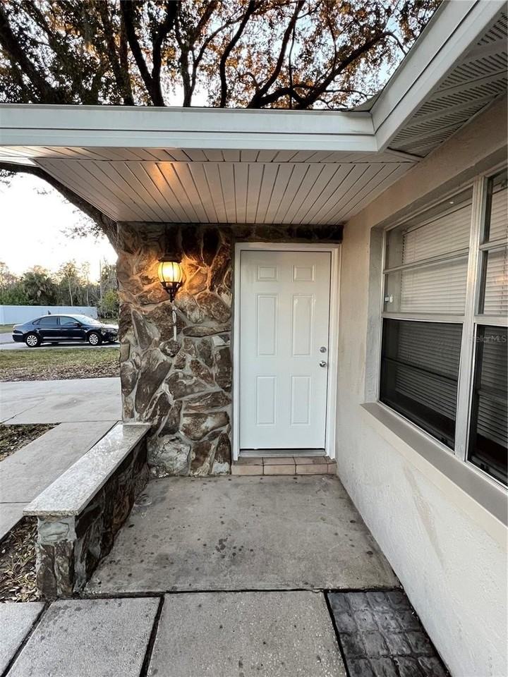 8307 Needles Dr - Photo 3 of 25