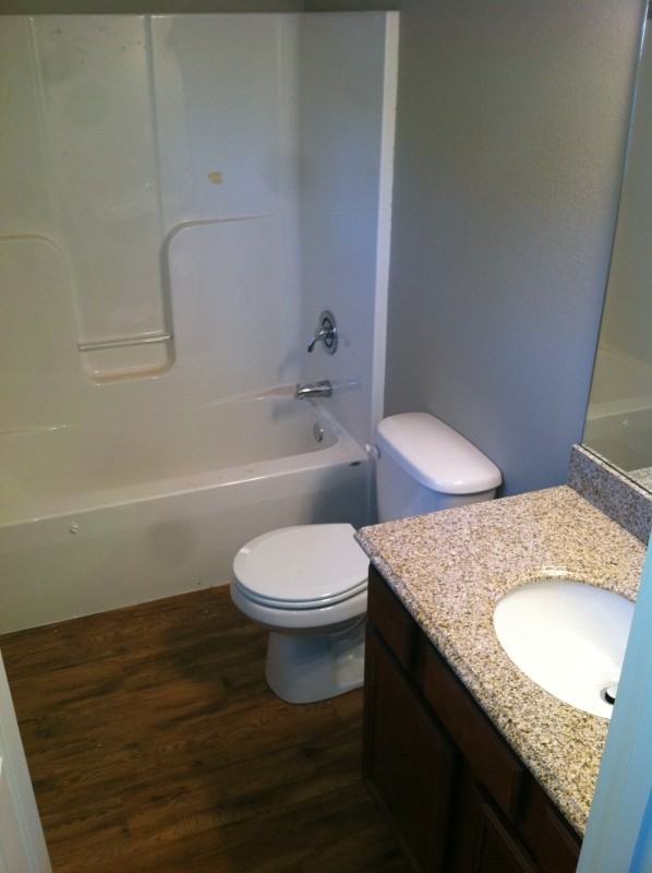 810 E Normal St - Photo 2 of 7