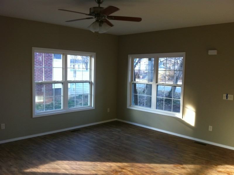 810 E Normal St - Photo 5 of 7