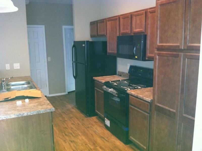 810 E Normal St - Photo 6 of 7