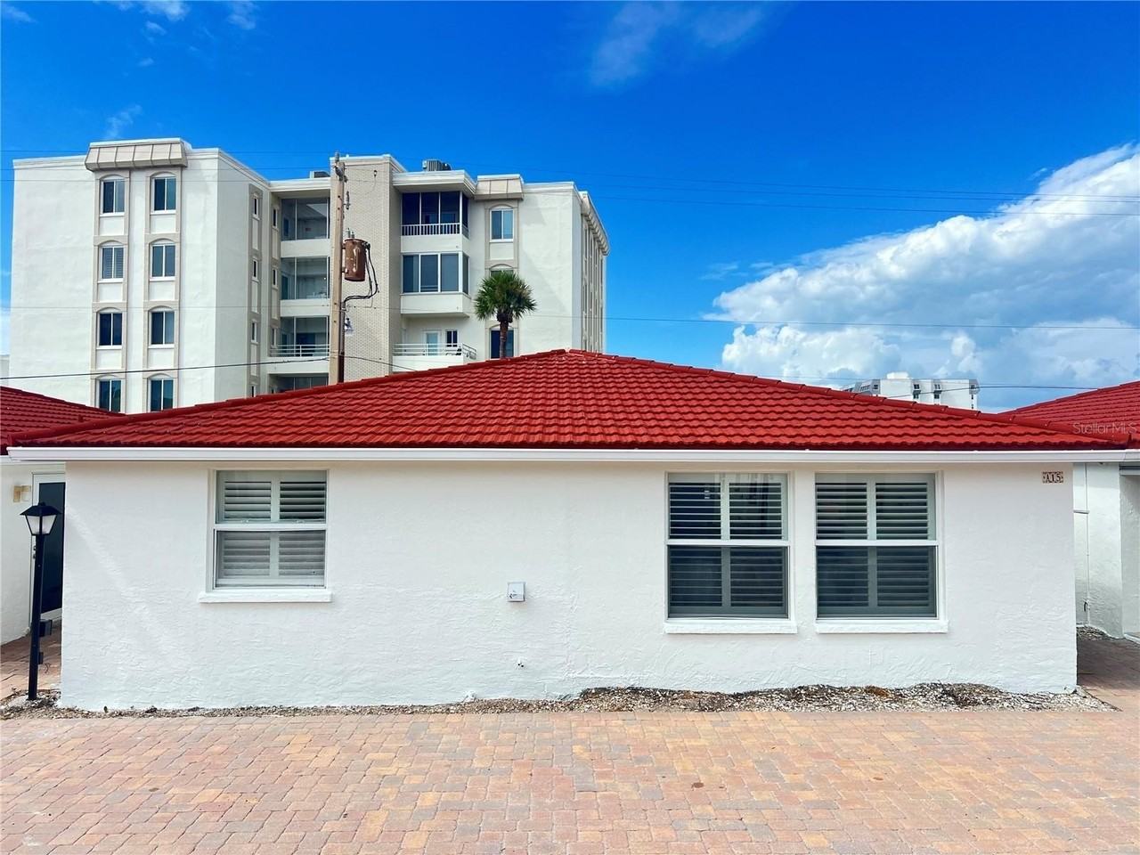 6154 Midnight Pass Rd #A15