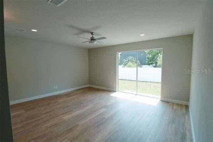 3904 W Everett St #2 - Photo 7 of 21