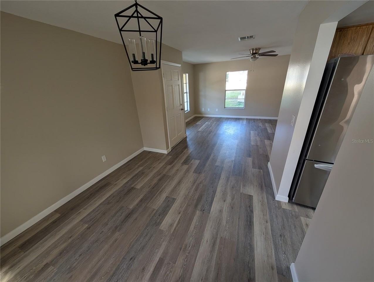 11513 Valencia Dr #A - Photo 3 of 20