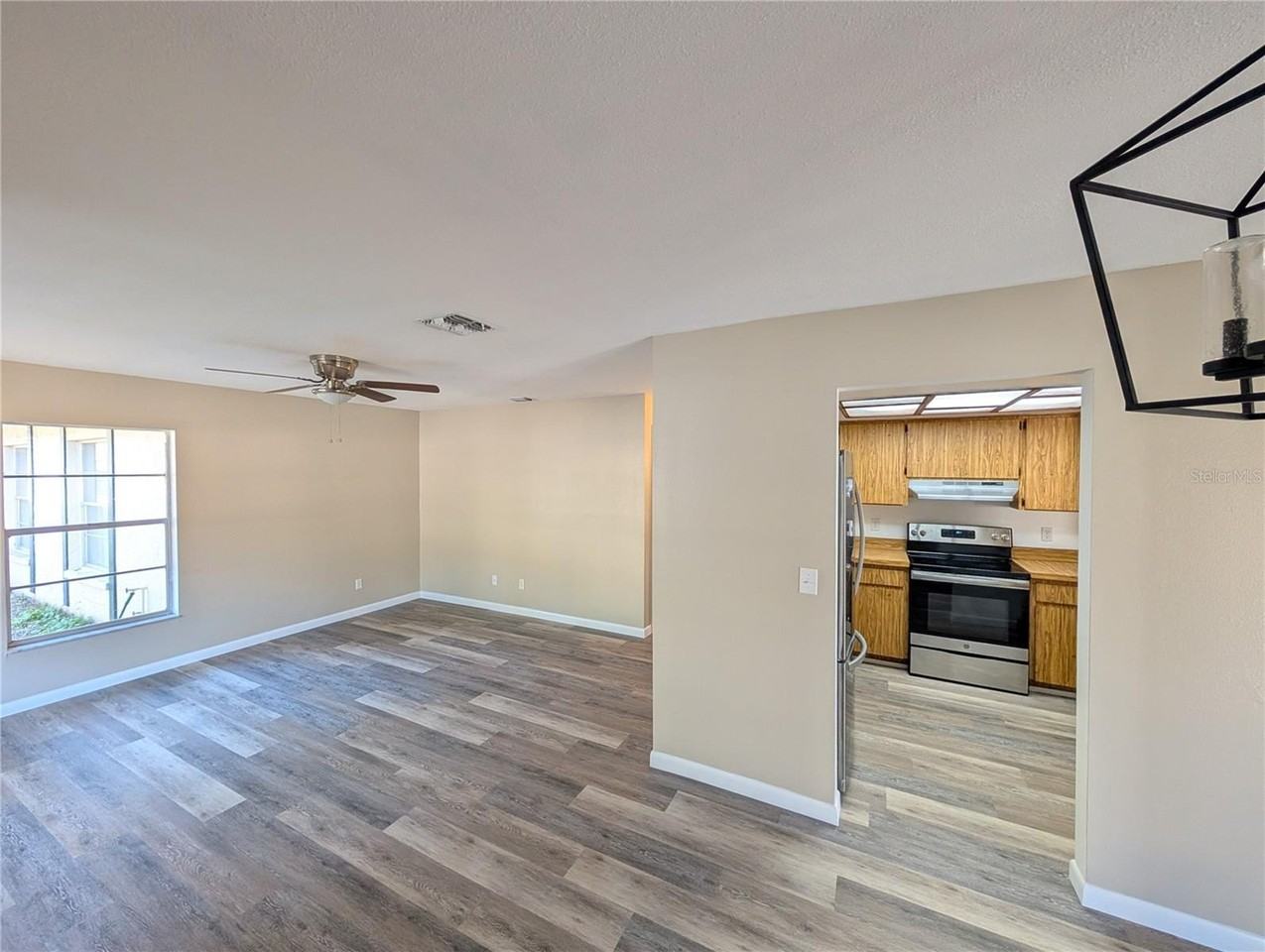 11513 Valencia Dr #A - Photo 4 of 20