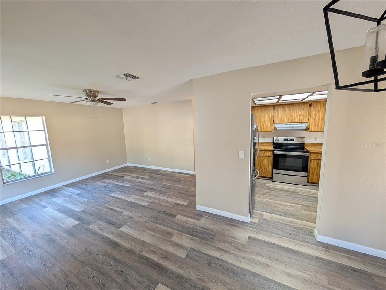 11513 Valencia Dr #A - Photo 5 of 20