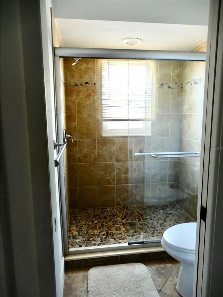 853 2nd Ave S - Photo 7 of 36