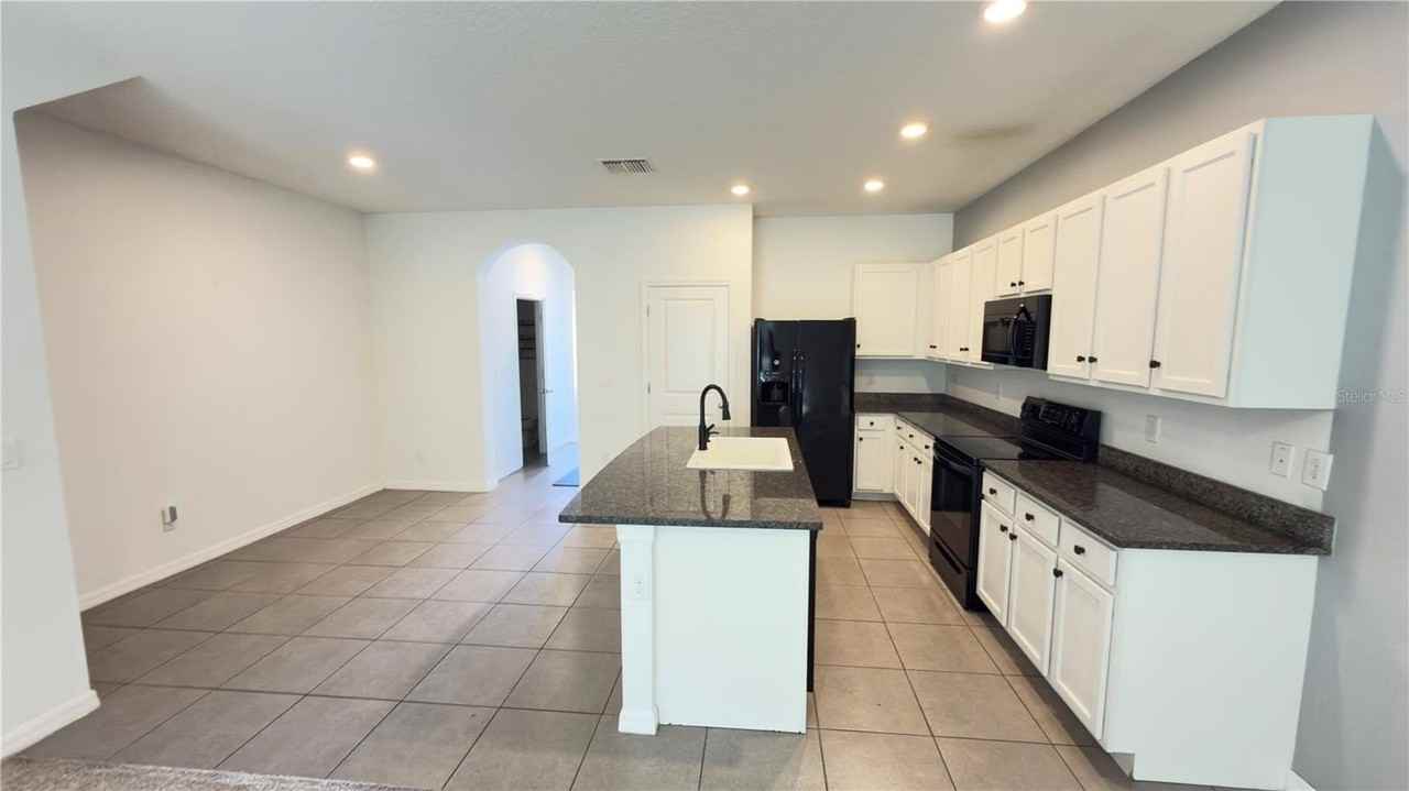 1782 Hovenweep Rd - Photo 7 of 19