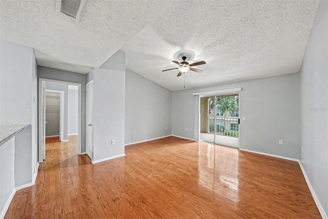 9481 Highland Oak Dr #1416 - Photo 4 of 50