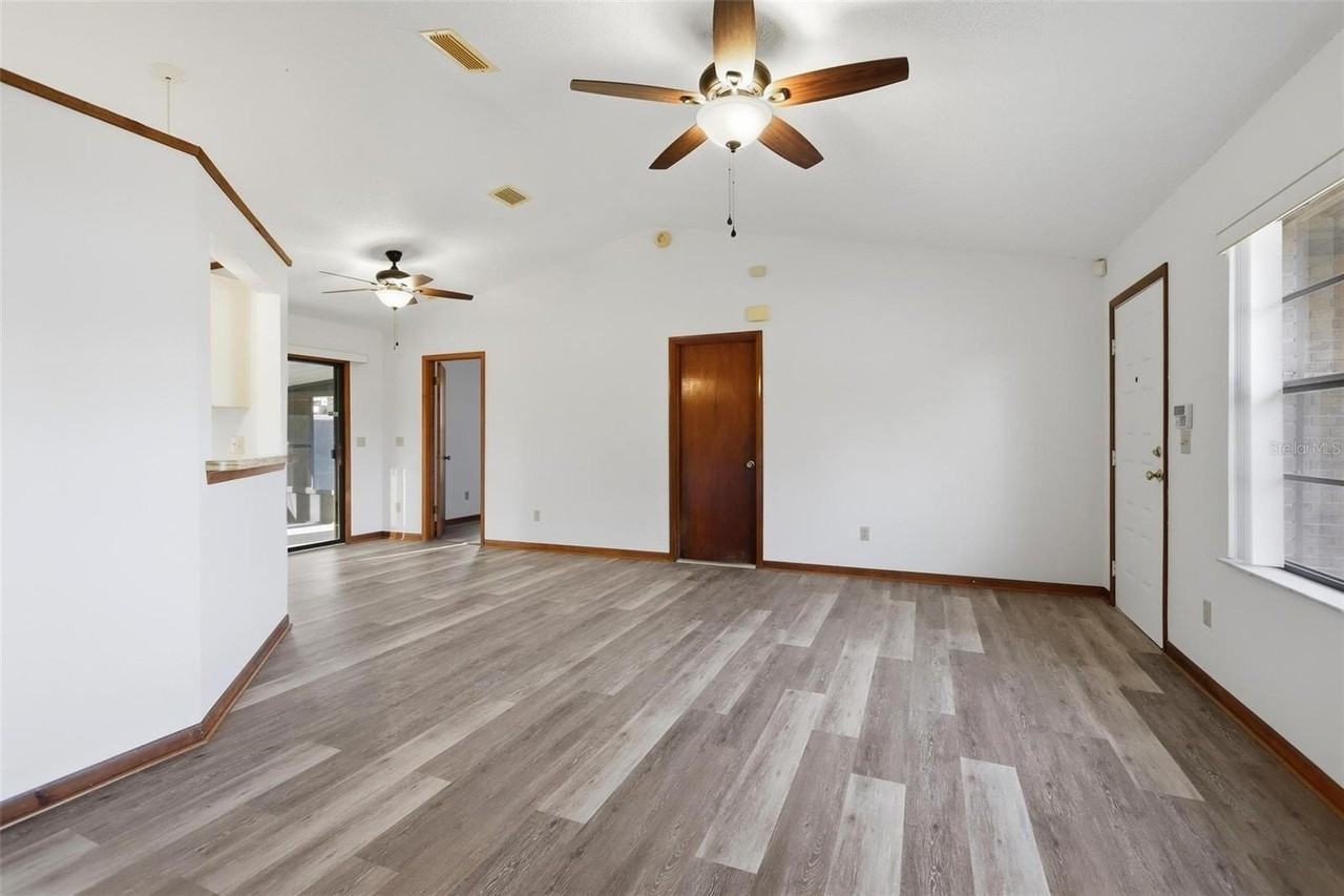 536 Gaspar Ave - Photo 5 of 21