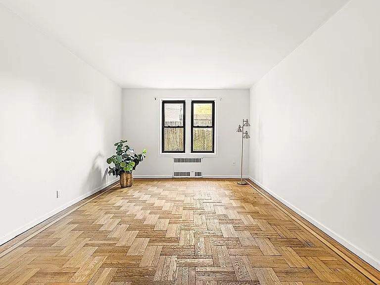 6702 Ridge Blvd #1A - Photo 2 of 5