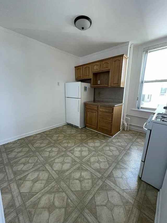 7201 4th Ave #F6 - Photo 4 of 9