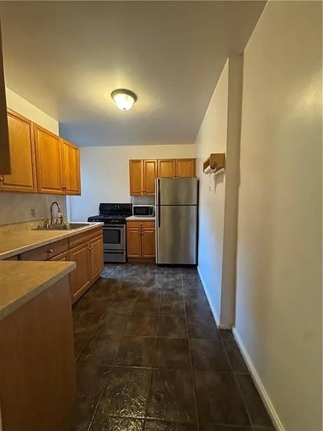 7261 Shore Rd #4M - Photo 3 of 9