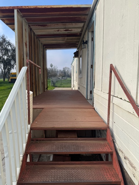 2009 N Patterson Rd - Photo 3 of 20